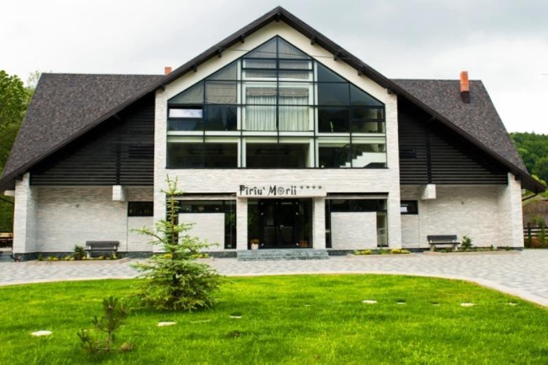 Pension Piriu' Morii Hura-Humora Exteriér fotografie