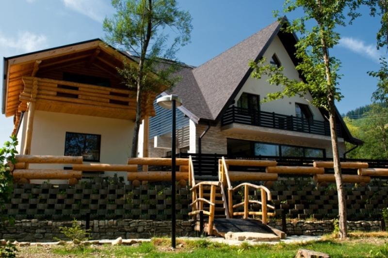 Pension Piriu' Morii Hura-Humora Exteriér fotografie