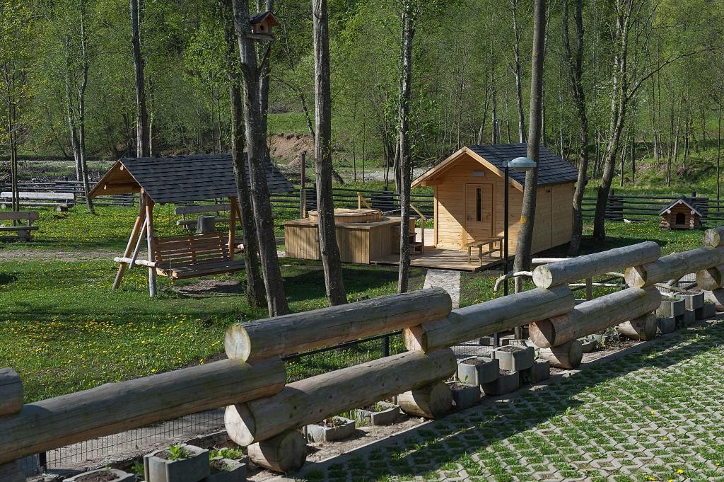 Pension Piriu' Morii Hura-Humora Exteriér fotografie